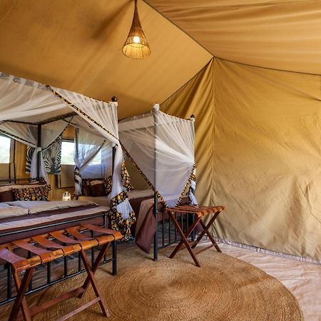Gnu Mara River Camp Serengeti Esterno foto