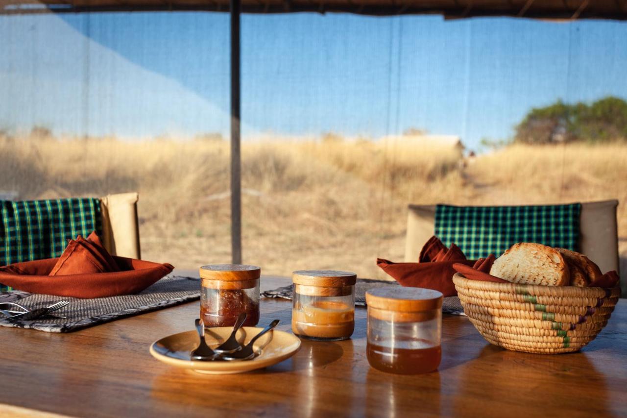 Gnu Mara River Camp Serengeti Esterno foto