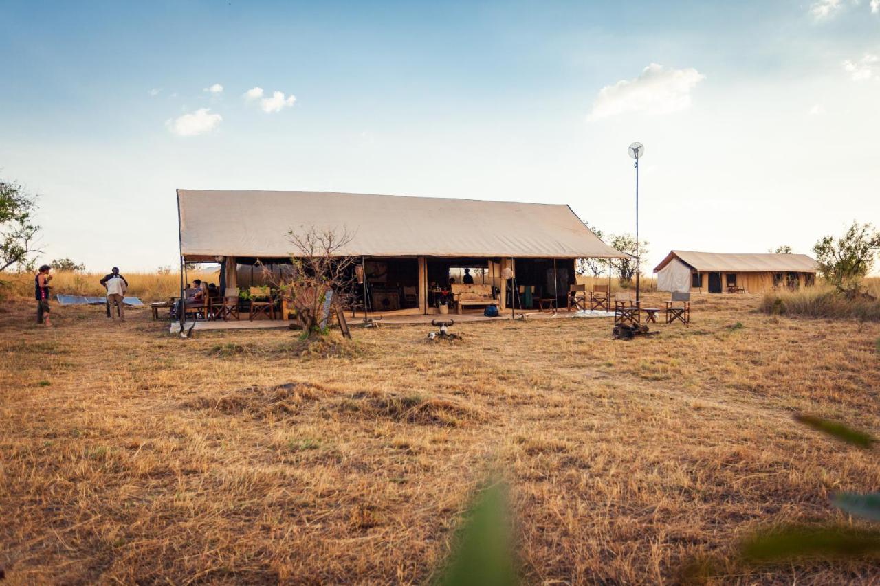 Gnu Mara River Camp Serengeti Esterno foto